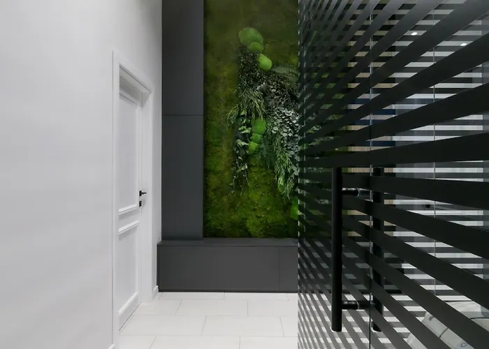 Bumblebee Luxury Apartments 2