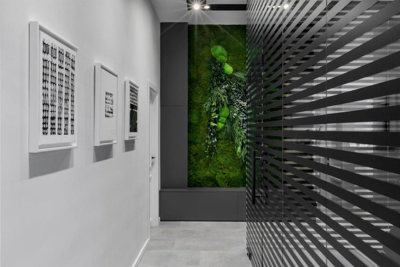 Bumblebee Luxury 2 Apartment